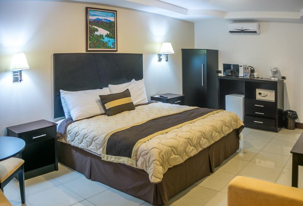 Hotel Y Restaurante El Guarco Картаго Екстериор снимка